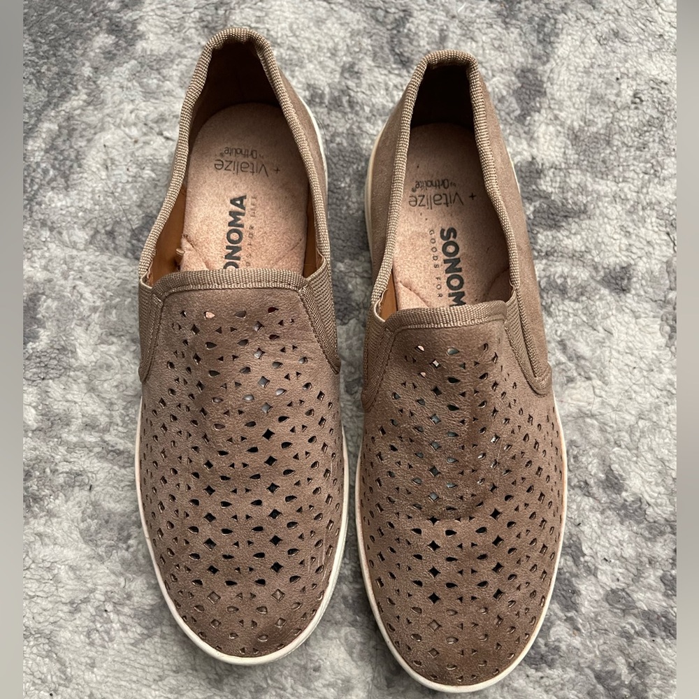 Tan Women’s Sonoma Slip On Sneakers